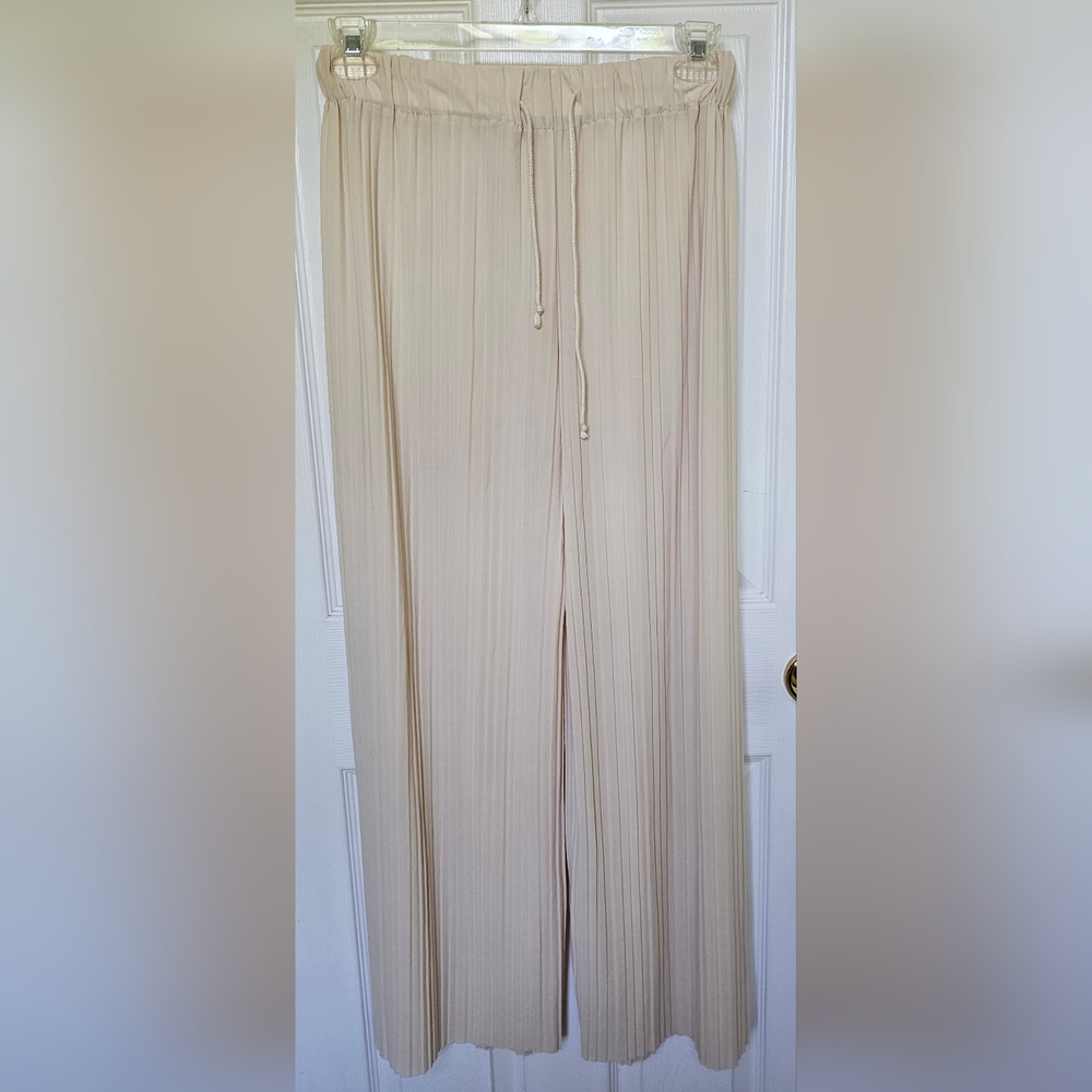 Magic Pantz one size cream colored pants